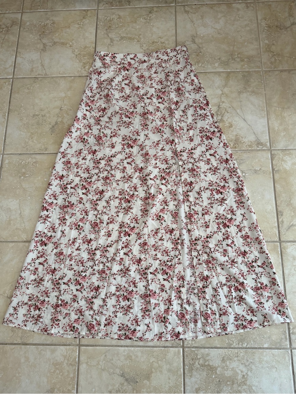Women's Long Maxi Floral Skirt Open Side Very Good Condition Size M